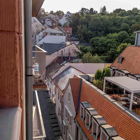 Pinnacle With Balcony