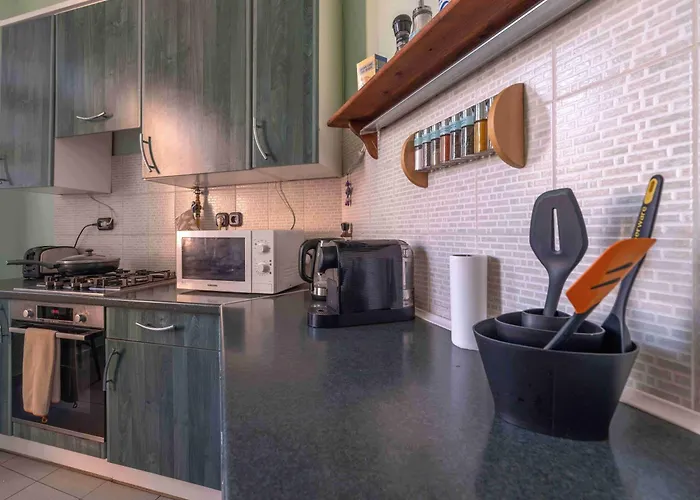 Pinnacle With Balcony Apartamento Budapest